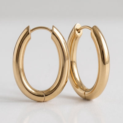 Sifra – Oval Hoop Earrings