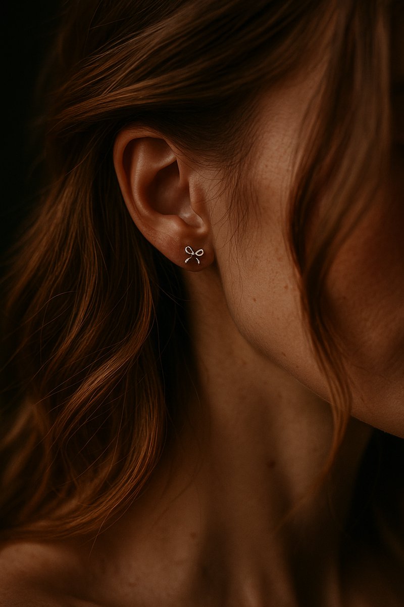 925 Sterling Zilver Luxe Oorbellen Dames - Zilveren Oorknopjes Strik Minimalistisch Geometrisch Design