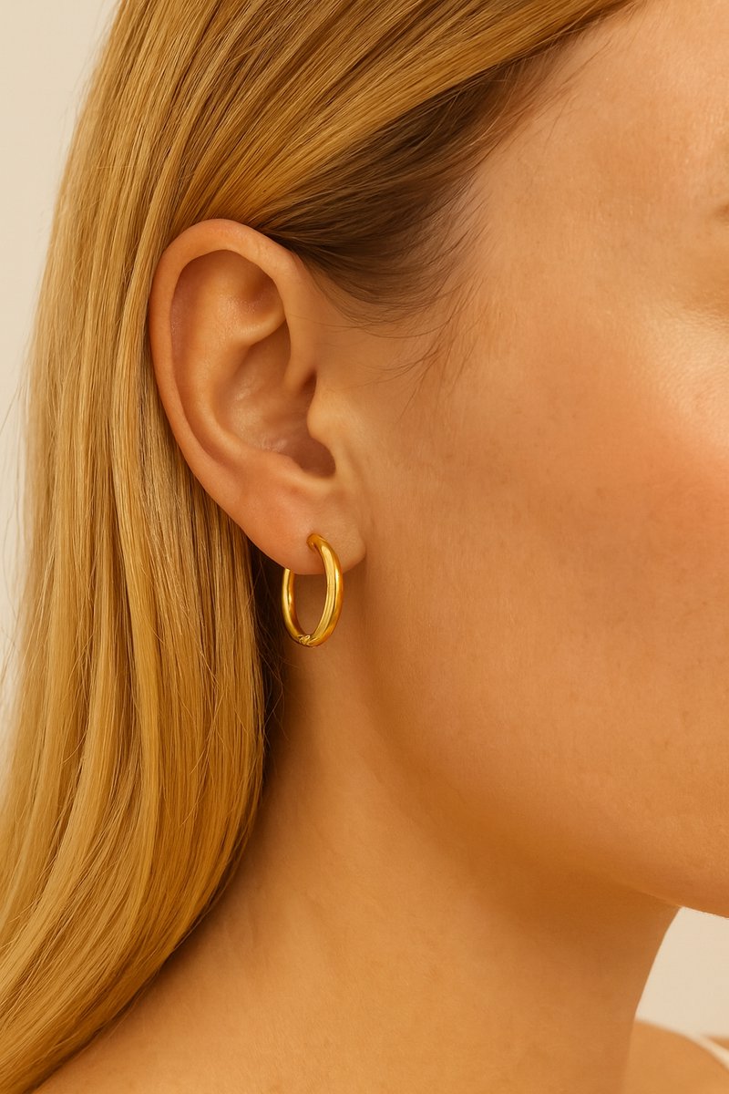 Dames Luxe Gold Plated Hoops 2.5 cm Oorbellen Goudkleurig - Waterproof & Hypoallergeen - Oorringen