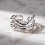 Lundholm Phoenix ring zilver bovenaanzicht - stainless steel waves design