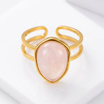 Lundholm Rosan statement ring dames goudkleurig met roze natuursteen - stainless steel gold PVD