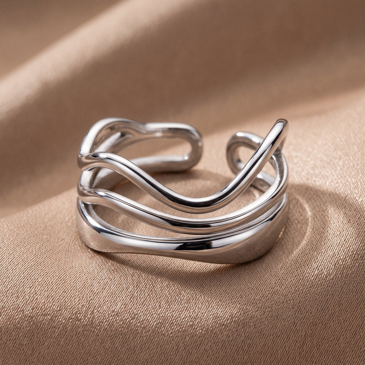 Lundholm Phoenix ring zilverkleurig - verstelbare statement ring dames stainless steel waves design