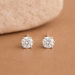 Lundholm Nikki zirkonia studs 3mm zilver — kleine oorknopjes stainless steel PVD plated