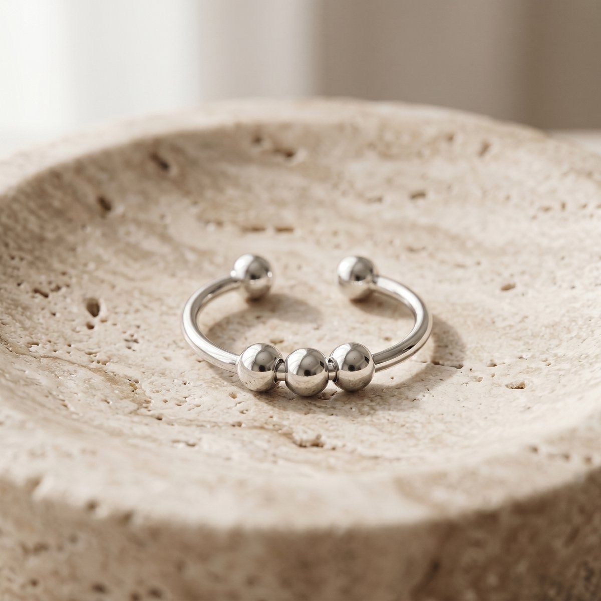 Lundholm Mira fidget ring met bolletjes zilverkleurig 4