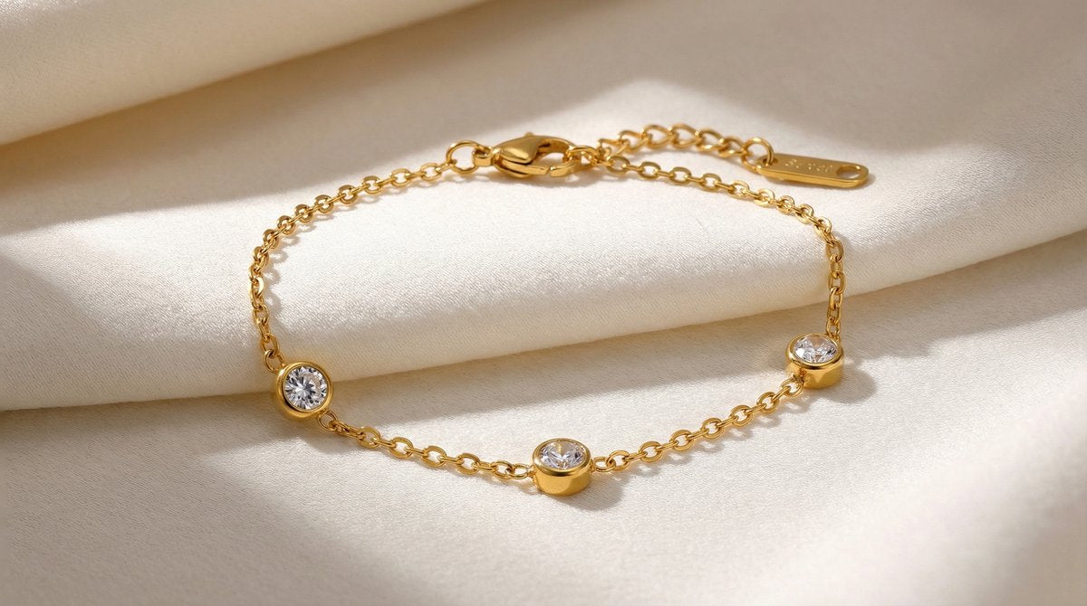 Lundholm Faye – Schakelarmband met Zirkonia – Goudkleurig