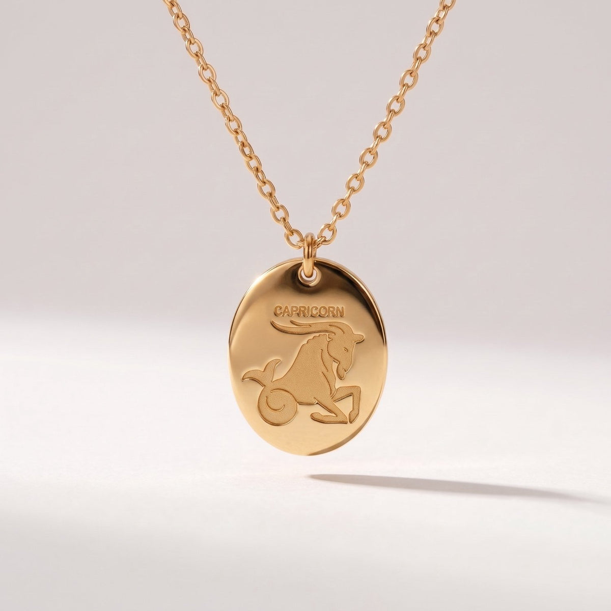 Lundholm Solenne sterrenbeeld ketting Steenbok, goudkleurig