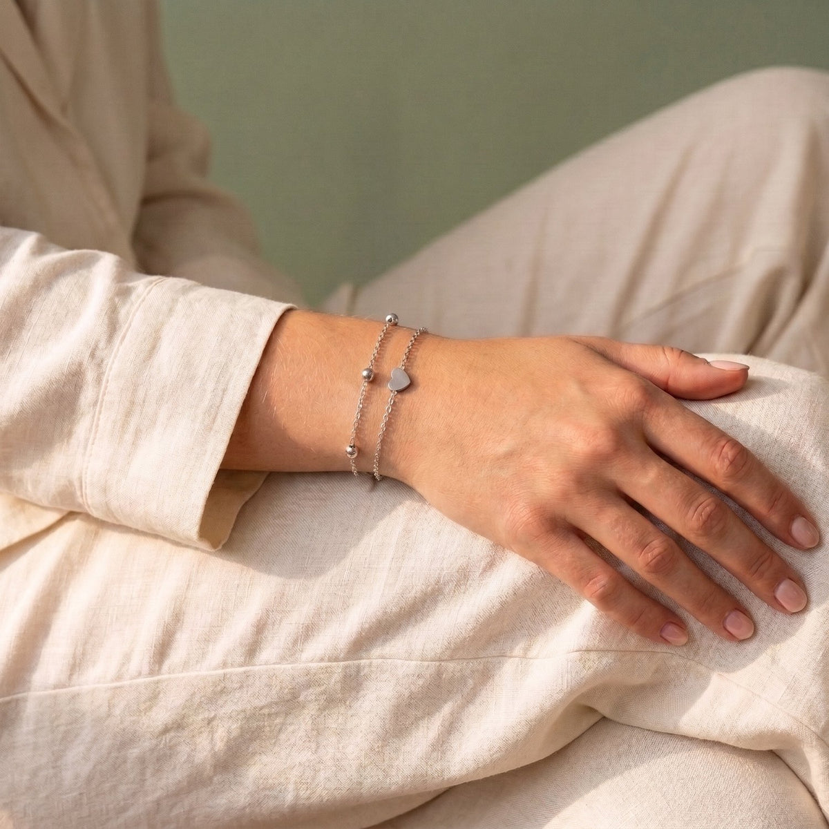 Lundholm Uppsala bedelarmband zilverkleurig, close-up