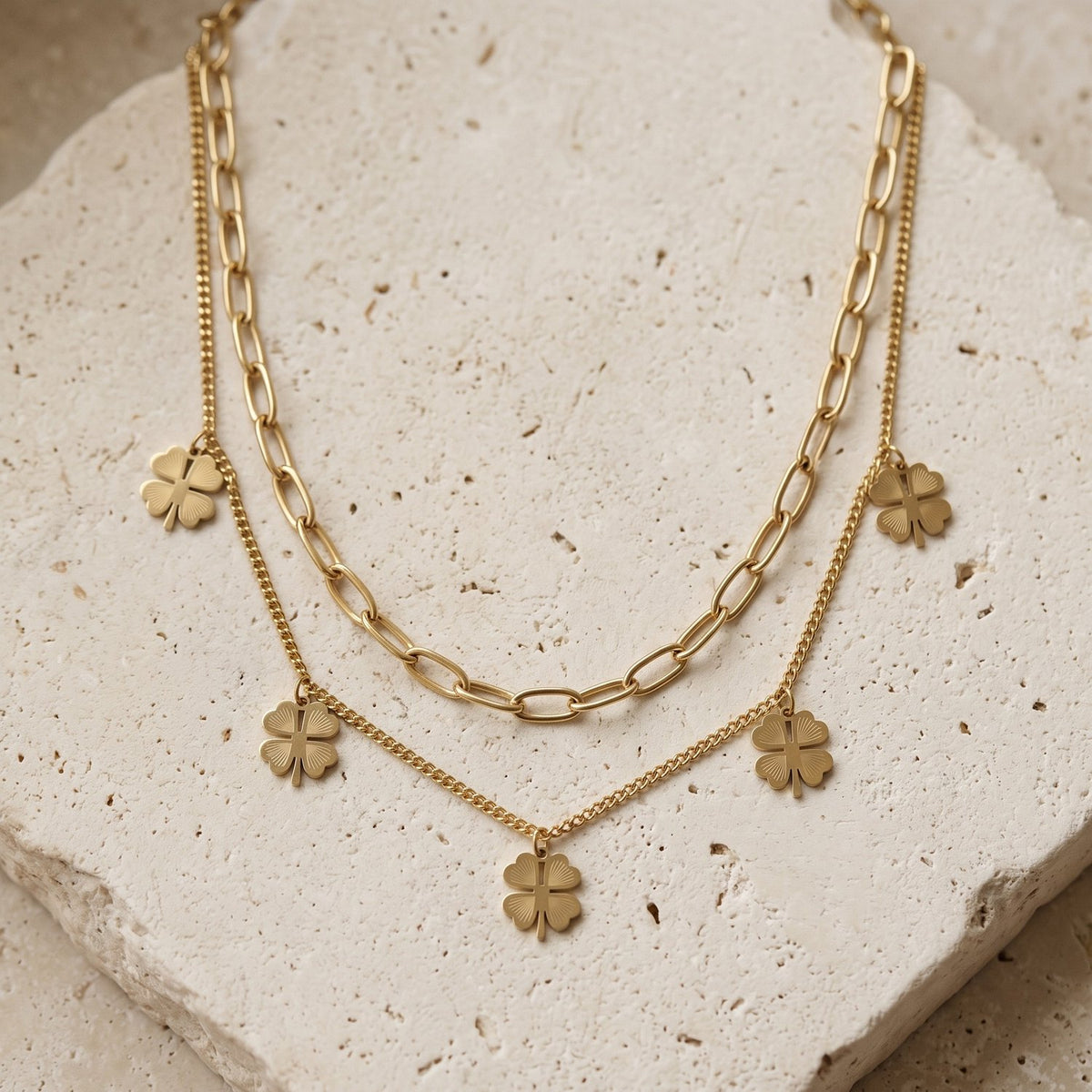 Lundholm Georgia layered klavertjevier ketting goudkleurig