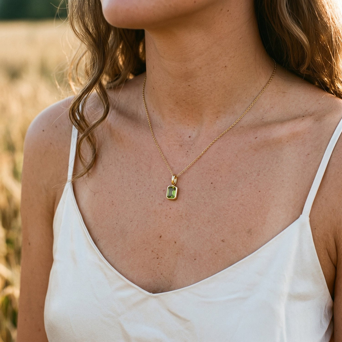 Lundholm Josefin geboortesteen ketting augustus, goudkleurig, foto 3