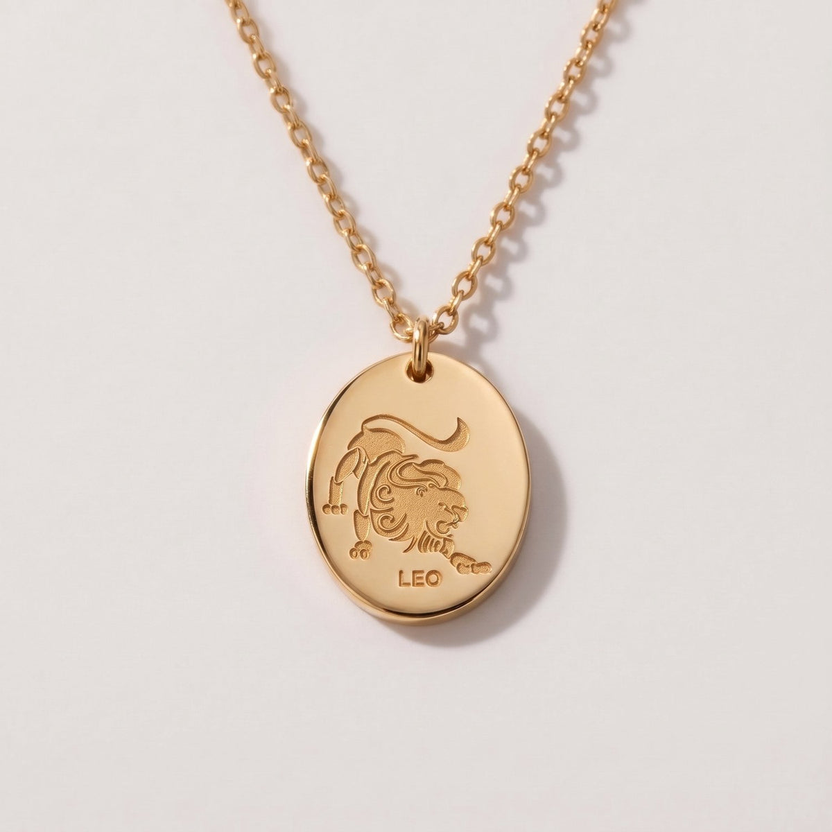 Lundholm Solenne sterrenbeeld ketting Leeuw, goudkleurig