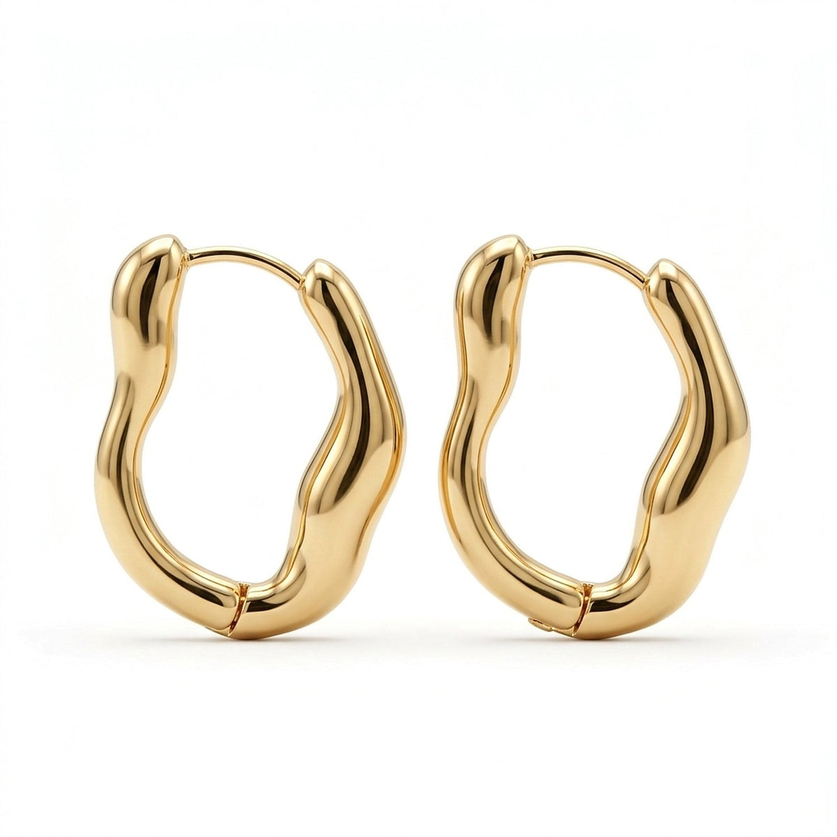 Iselin Oorbellen Stainless Steel Chunky Golvende Oorringen 2,5 cm Goudkleurig foto 1
