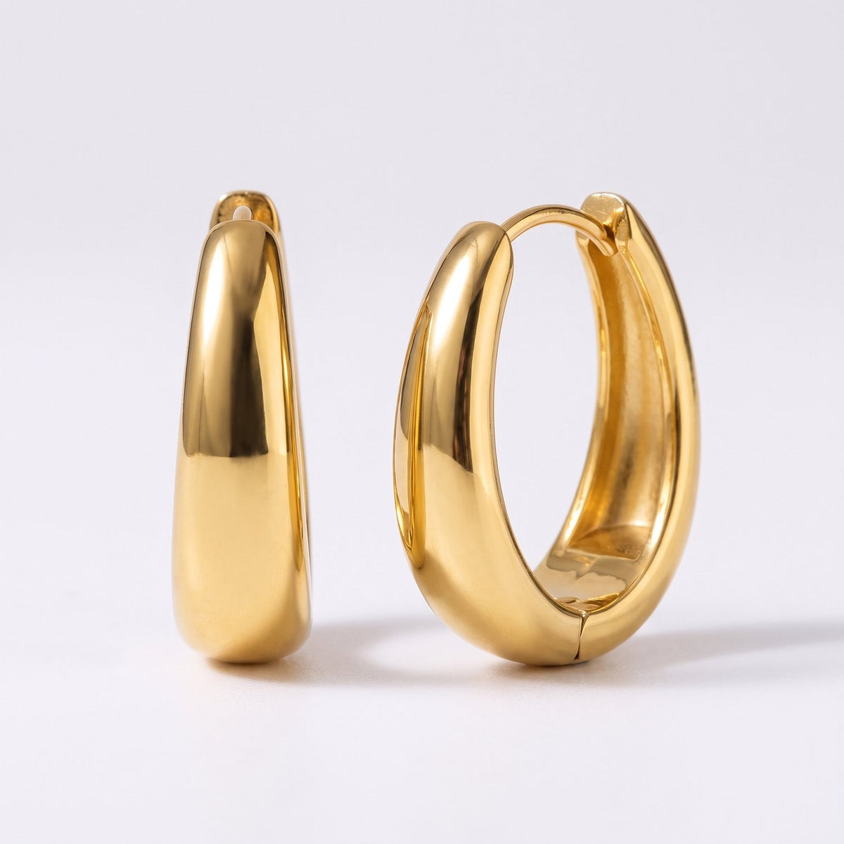 Lundholm Lea chunky hoops oorringen goudkleurig