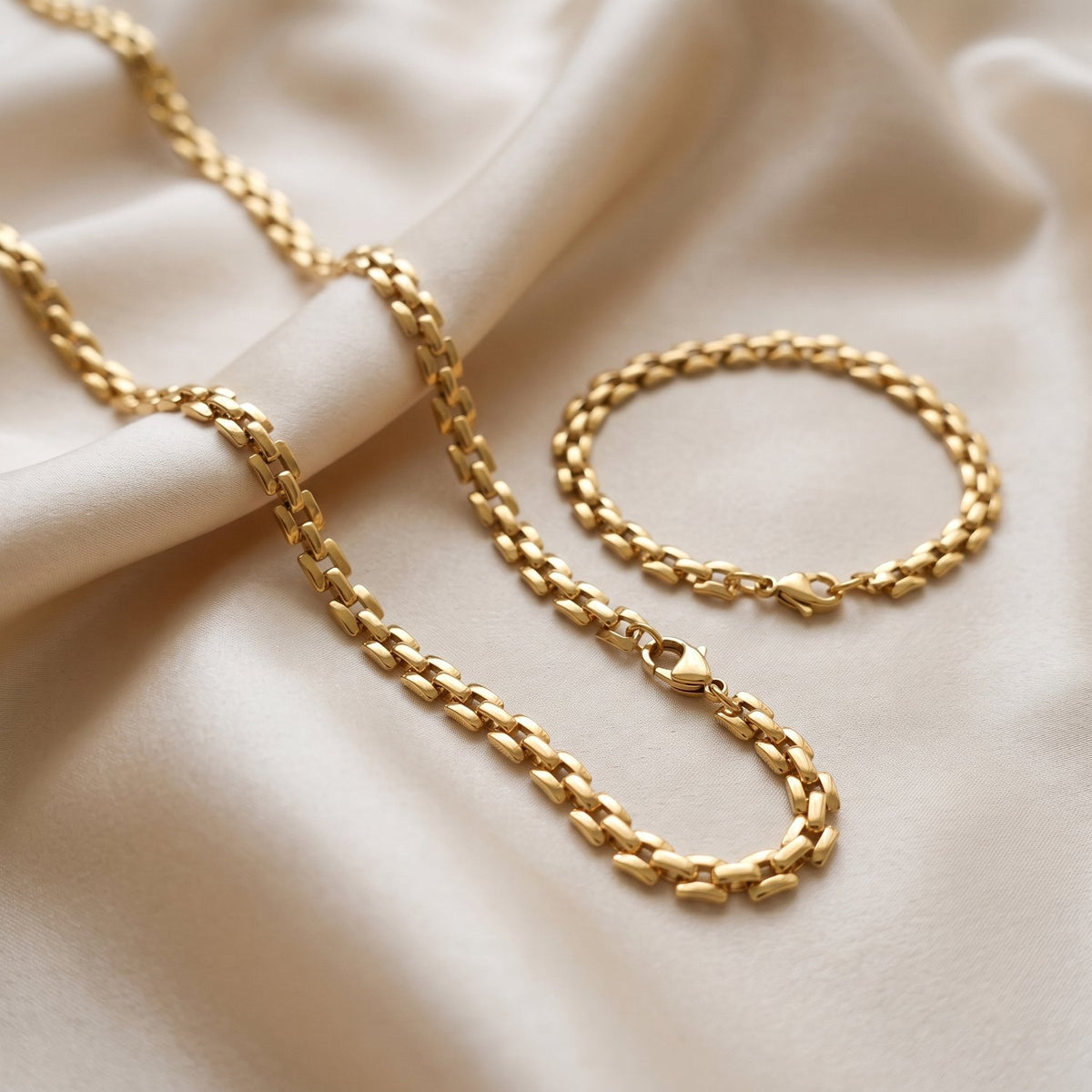 Lundholm Vendela sieradenset ketting en armband, goudkleurig, detail