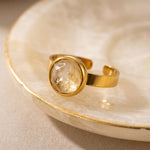 Lundholm Ella witte maansteen ring lifestyle stainless steel