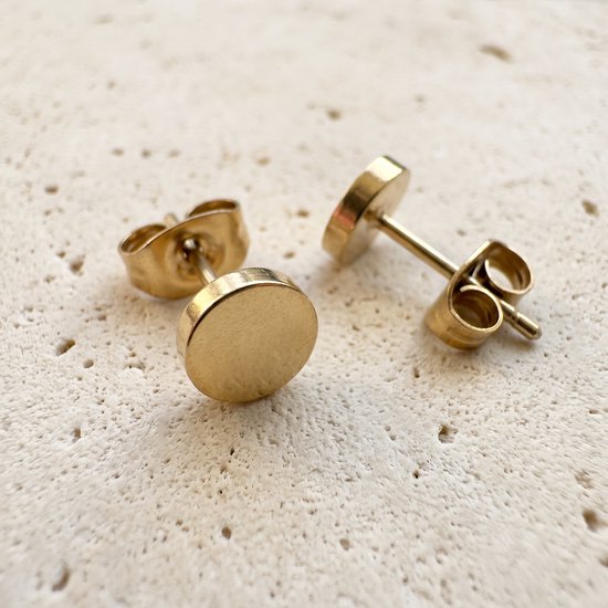 Lundholm Liora oorknopjes goudkleurig op steen – 6 mm