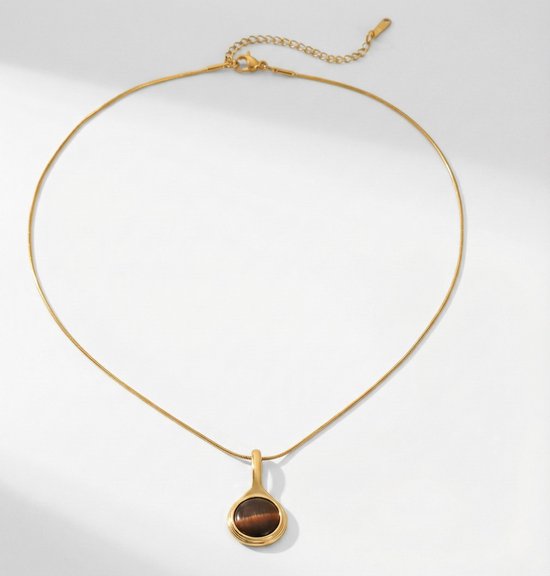 Lundholm Cecile ketting detail — verfijnde gouden ketting natuursteen hanger