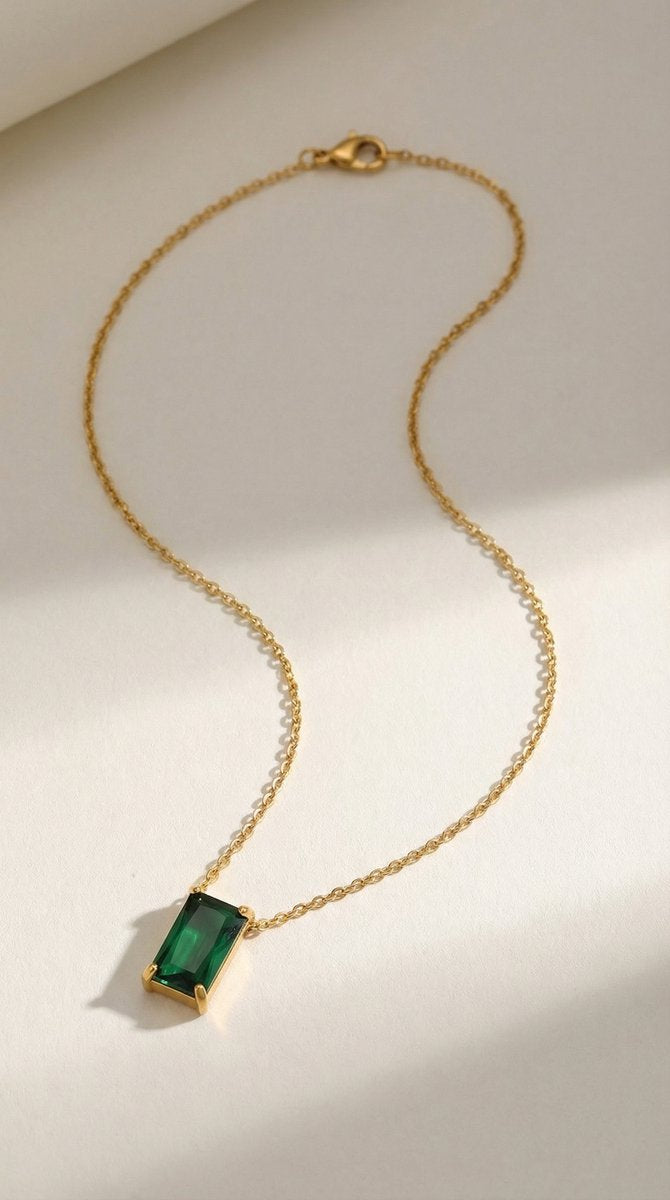 Lundholm Aurelia ketting groene zirkonia — luxe geschenkverpakking cadeau