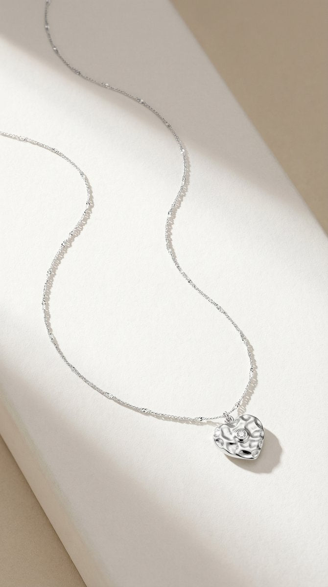 Lundholm Monica – Ketting met Hartje Hanger – Zilverkleurig