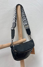 Lundholm Alta heuptas zwart dames — zijaanzicht crossbody met band