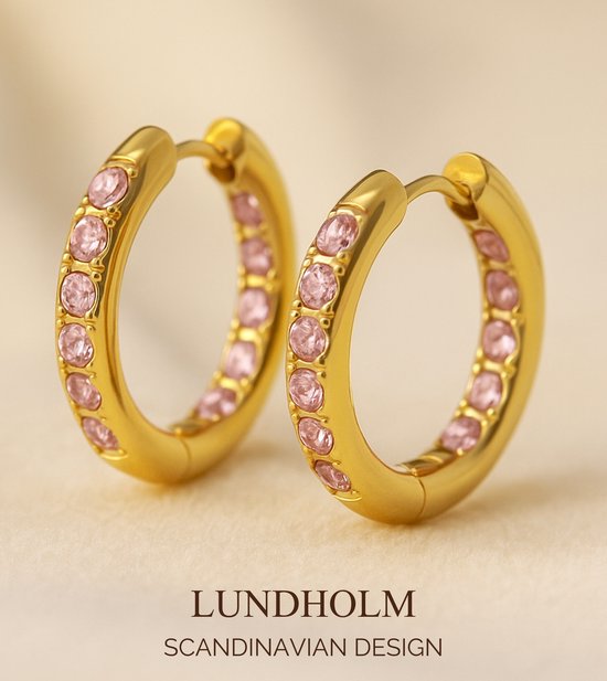 Lundholm Gold Plated Luxe Oorbellen Dames Allergievrij - Oorringen Zirkonia Steentjes Roze - Premium Stainless Steel Waterproof & Hypoallergeen - Vrouwen Cadeautjes kerst kadootje - Scandinavisch Design
