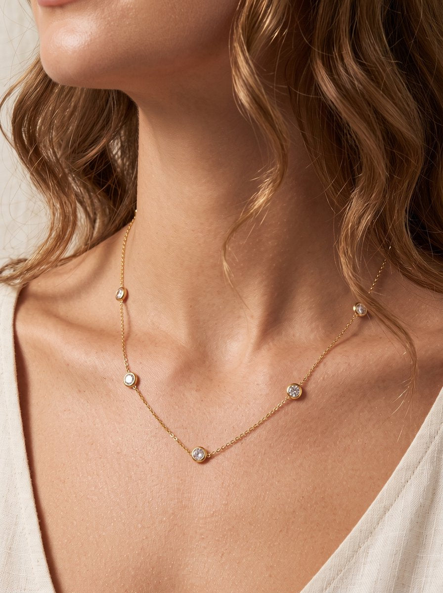 Diana – Halskette mit Strasssteinen Damen – Gold