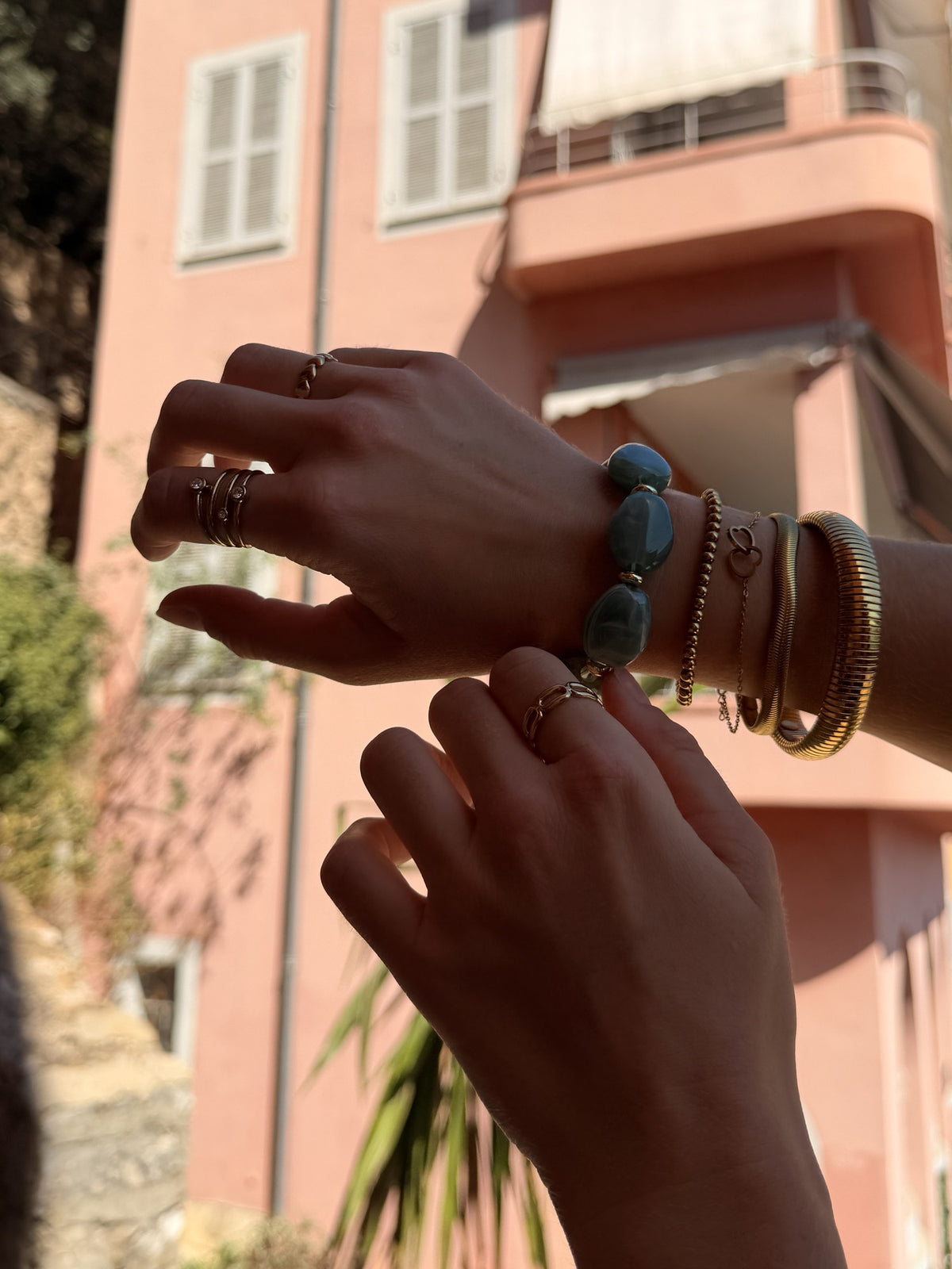 Lundholm Alice – Armband met Verstrengelde Hartjes Dames – foto 4