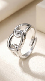 Lundholm Leona Serie schakel ring dames zilverkleurig verstelbaar one size detailfoto - waterproof premium stainless steel sieraden cadeau vrouw moederdag verjaardag Scandinavisch Design