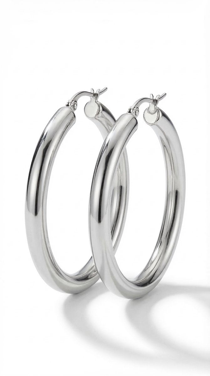 Lundholm Eefje hoops zilver 3 cm — productfoto witte achtergrond zilverkleurig stainless steel