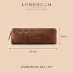 Lundholm Arvika leren pennenetui cognac – afmetingen ca. 23 x 9 cm