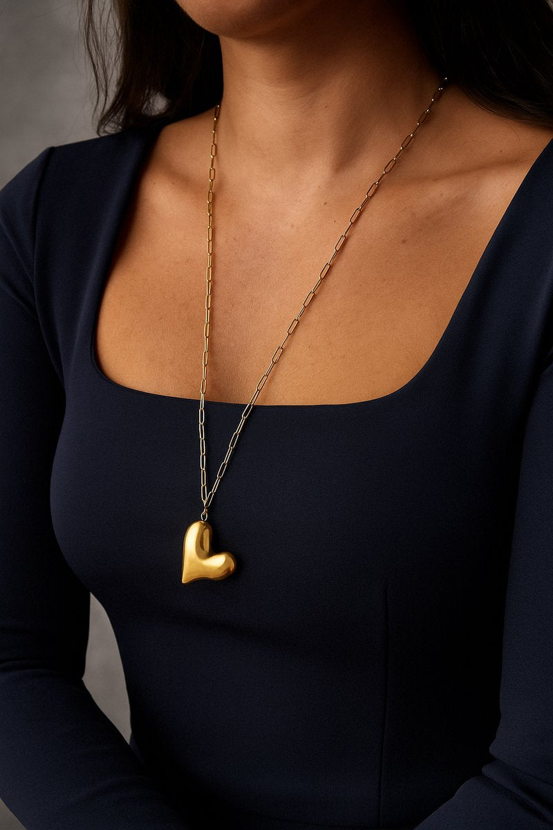 Lundholm Ketting Dames Zilverkleurig – Premium Stainless Steel – Lange Ketting met Chunky Hart Hanger – 85 + 7 cm – Statement Sieraad – Luxe Geschenkverpakking