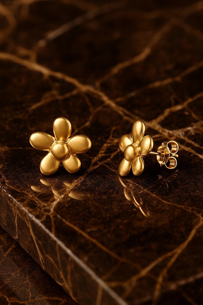 Kleine Oorbellen Verguld– Dames Goudkleurig Bloem – Premium Stainless Steel - Oorknopjes Bloemen Design Minimalistisch