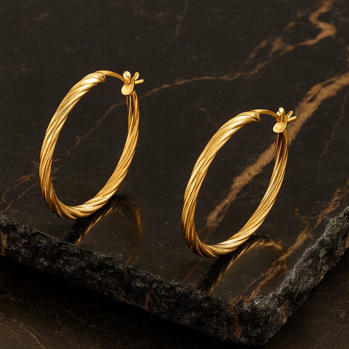 Luxe Minimalistische Oorbellen Goudkleurig Verguld Premium Stainless Steel Allergievrij, Water resistant - Gouden Oorringen