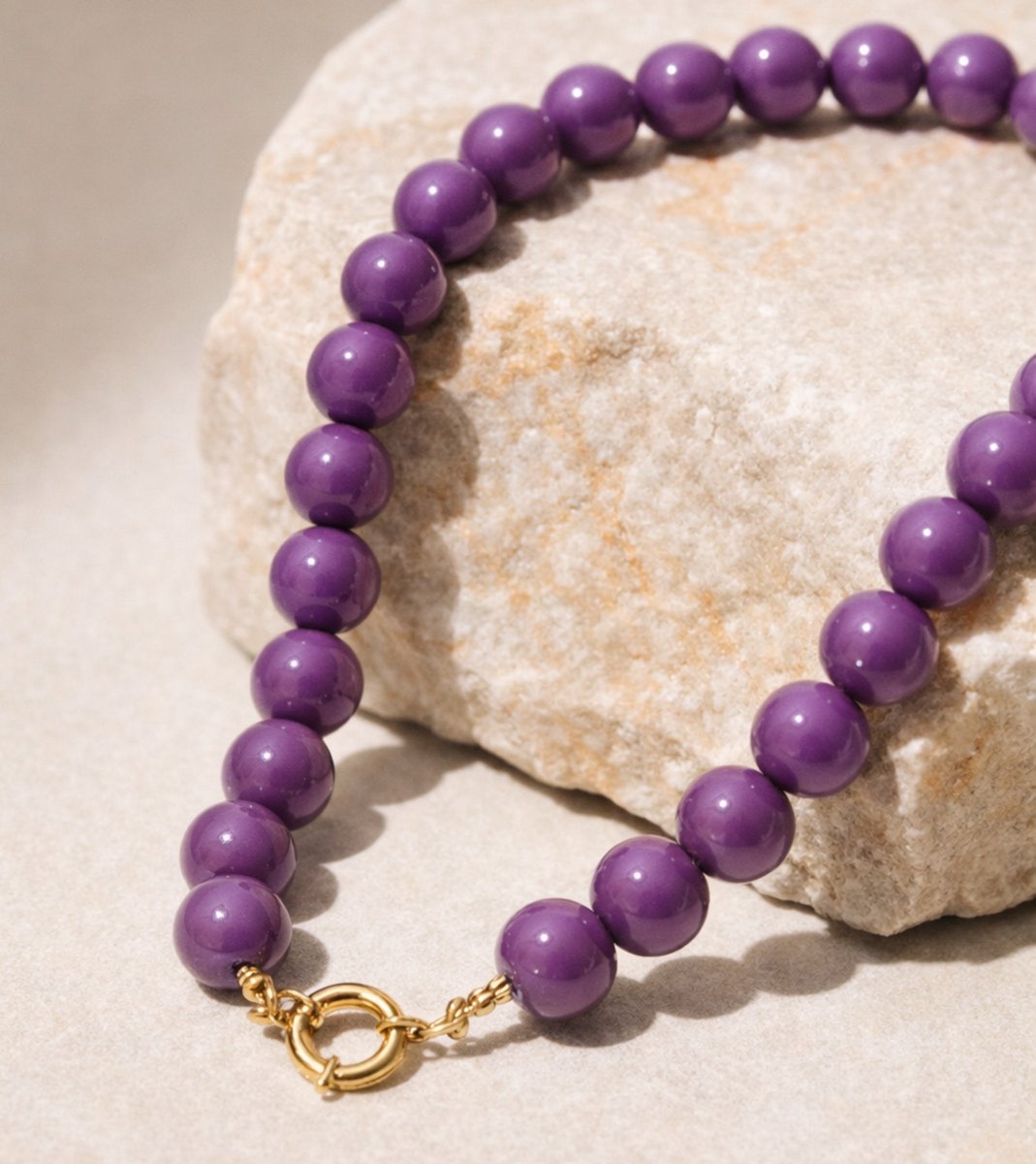 Lundholm Luxe Kralen Ketting Dames Bedelketting – Premium Stainless Steel Jewellery Gold Plated Kralenketting 15 mm Kralen – 46 cm – Met Bedel-sluiting - My Helsinki Serie – Luxe Geschenkverpakking