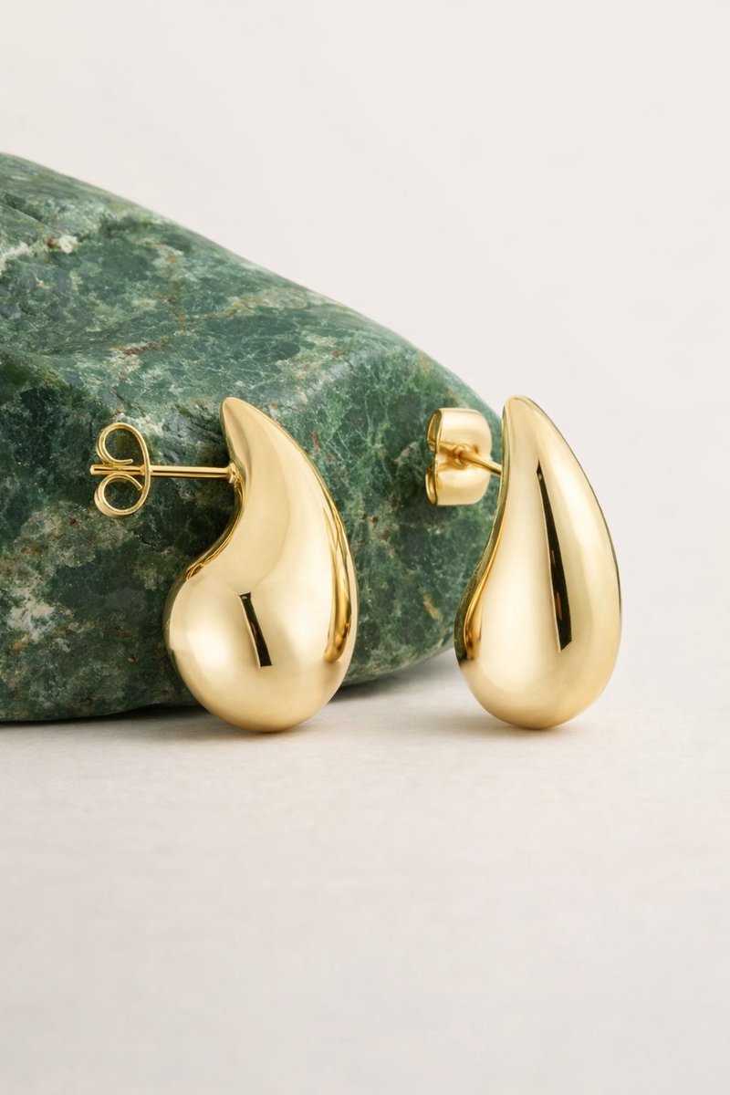 Lundholm Oorknopjes Dames Goud kleurig Jewellery - Premium Stainless Steel Gold Plated - Luxe Druppel Oorbellen (2.1cm) - Elegant Cadeau Vrouw My - Luxe Geschenkverpakking