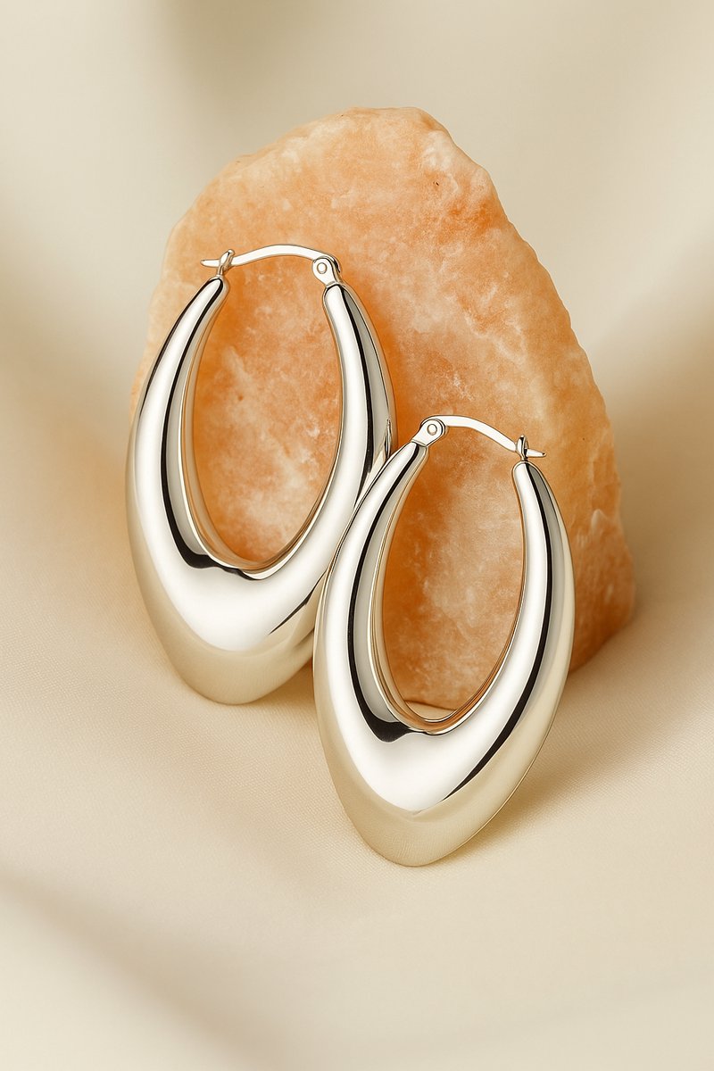 Lundholm Oorringen Dames Zilverkleurig – Premium Stainless Steel – Grote Statement Hoops (6 x 3.5 cm) Oorbellen Groot Feest – Elegant, Modern & Luxe – Geschenkverpakking