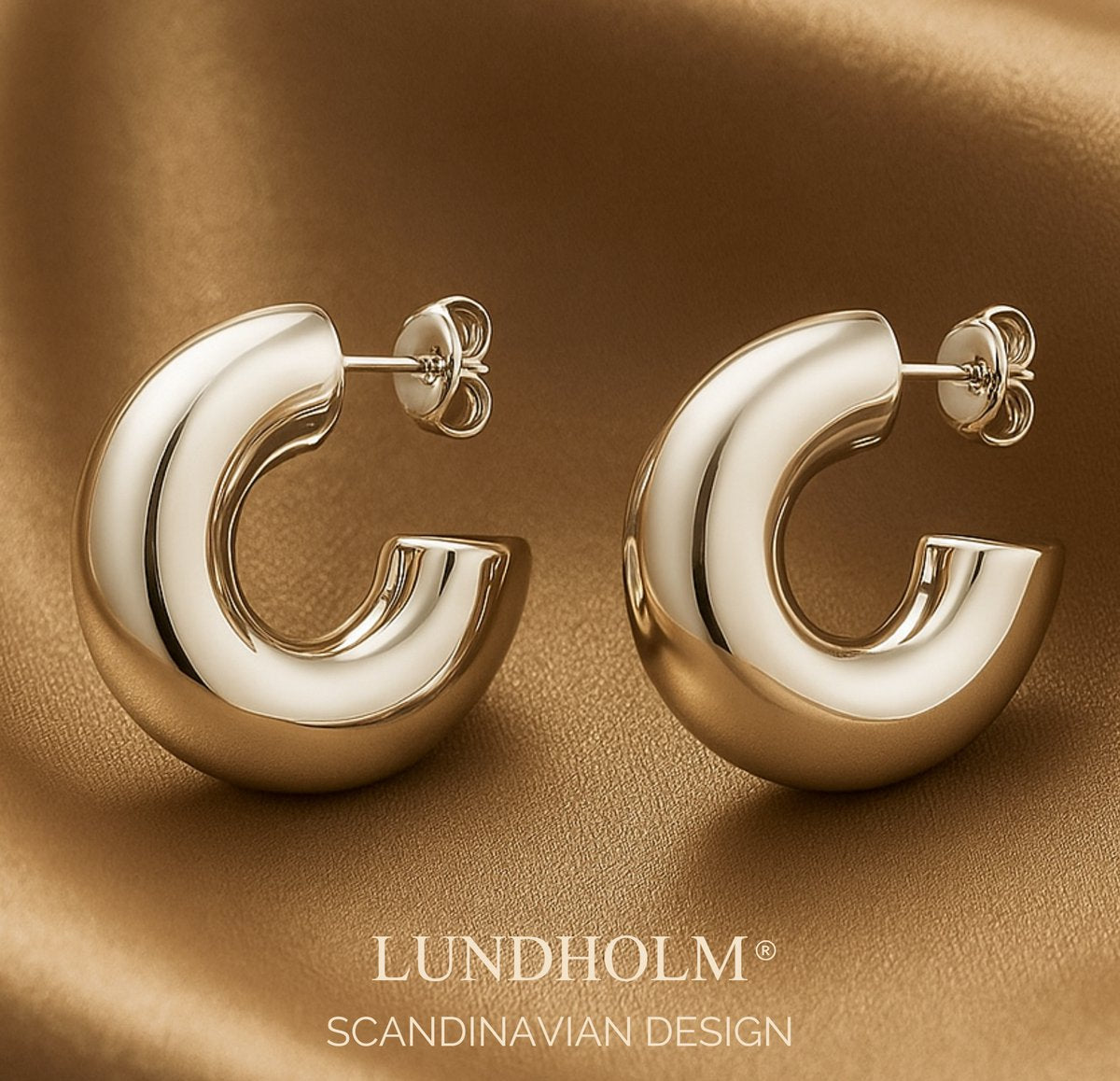 Lundholm Oorstekers Dames Zilverkleurig – Premium Stainless Steel – Chunky Halve Buis Oorbellen (1.8 cm) – Modern & Tijdloos – Luxe Geschenkverpakking