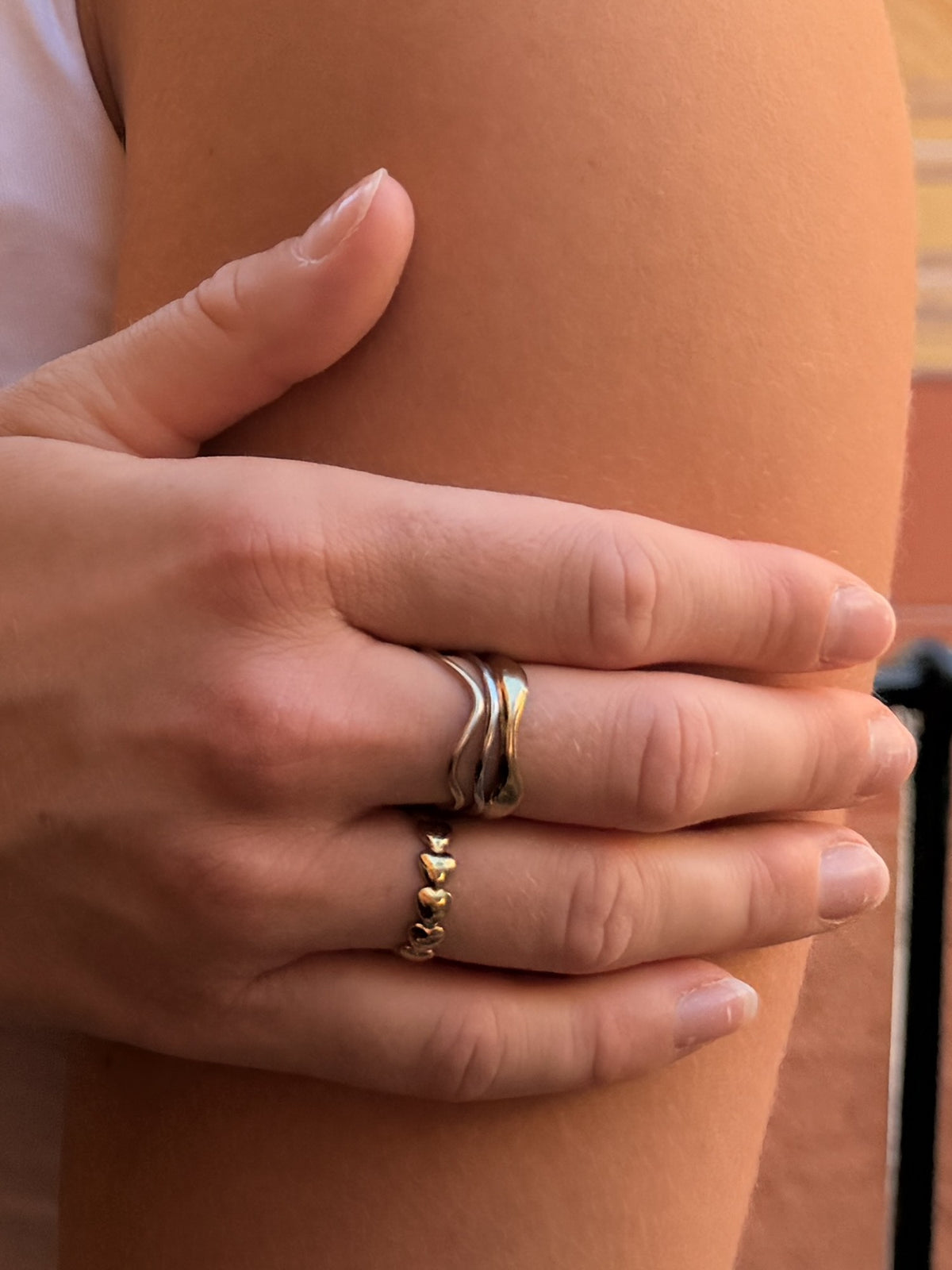 Lundholm Ceylin – Verstelbare Ring met Hartjes – Goudkleurig – foto 4