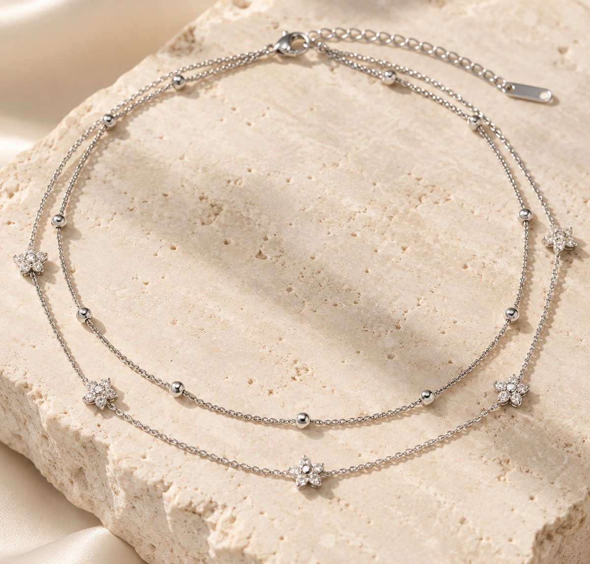 Lundholm Alessandra zilverkleurige ketting – verstelbaar 43 + 5 cm