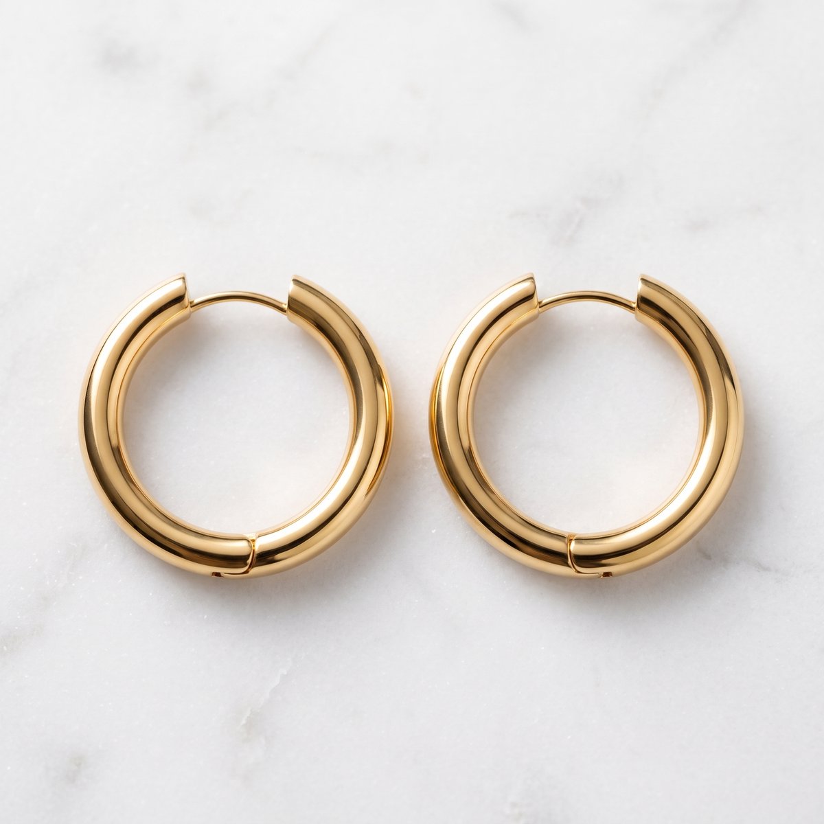 Lundholm Amber gouden hoops 2 cm