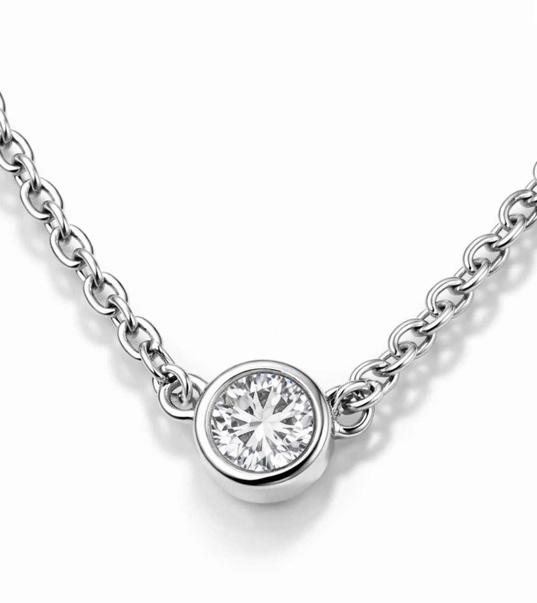 Lundholm Anah ketting zilverkleurig met zirkonia hanger, premium stainless steel, waterproof en hypoallergeen