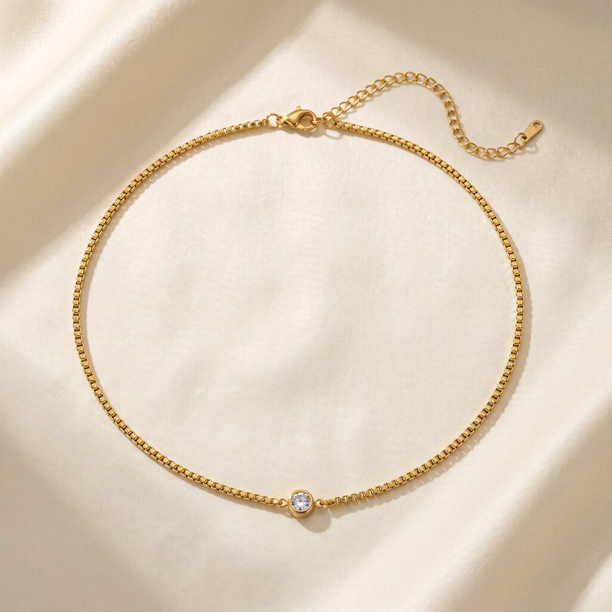 Lundholm Anah ketting met zirkonia steen goudkleurig – foto 2
