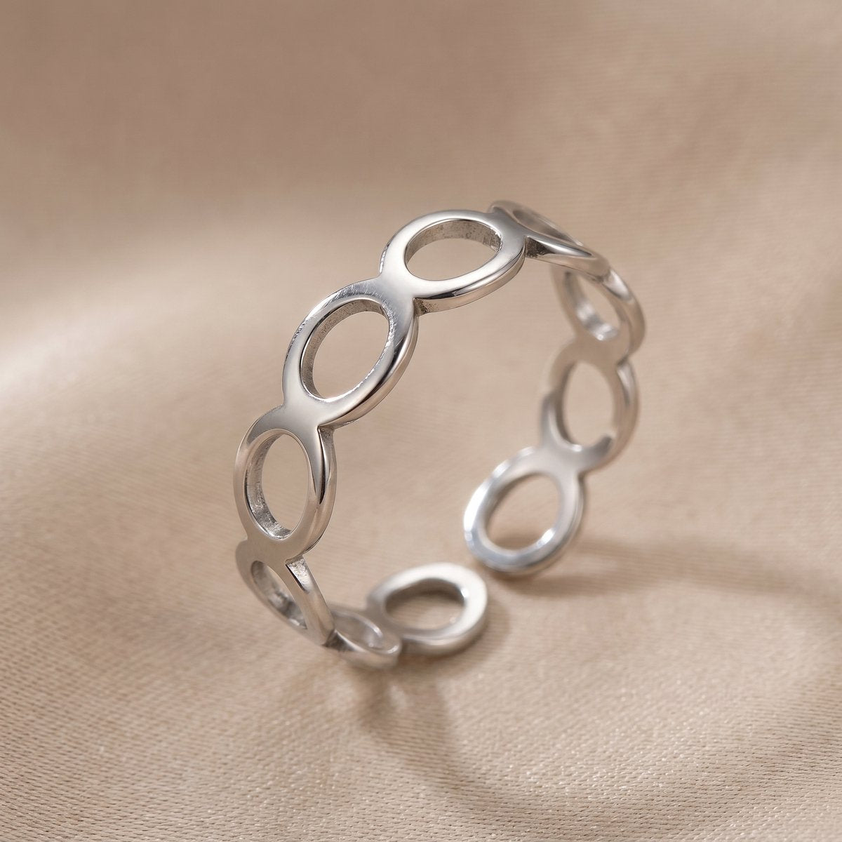 Lundholm Aveline ring dames zilver open schakel design — verstelbaar premium stainless steel Scandinavisch