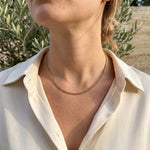 Lundholm Darcy ketting gedragen