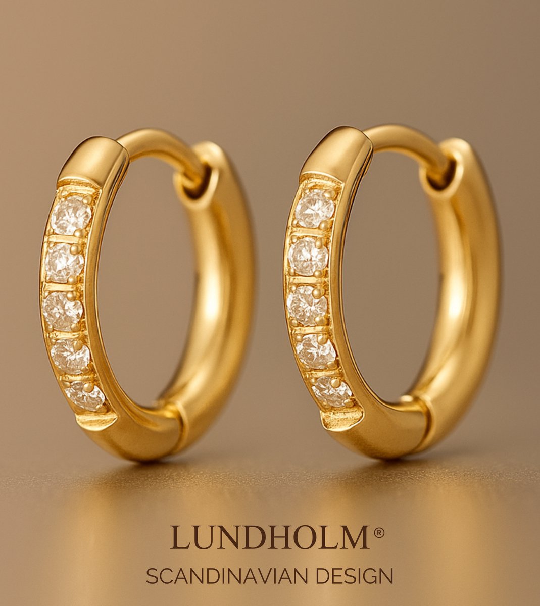 Lundholm Delia creolen oorringen dames goud 11 mm met zirkonia — premium stainless steel Scandinavisch design