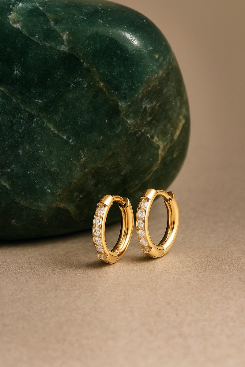 Lundholm Delia goud creool 11mm luxe geschenkverpakking — cadeau dames Moederdag Scandinavisch design