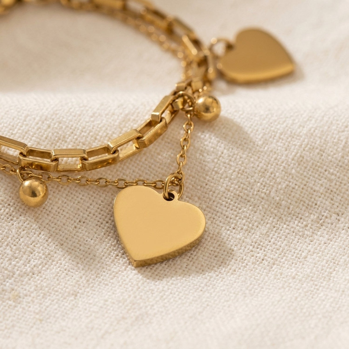 Lundholm Dolly armband gedragen