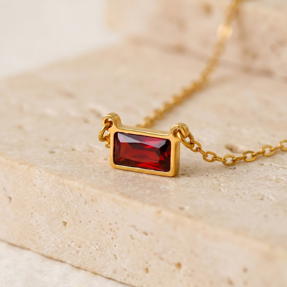 Lundholm Embla ketting januari goudkleurig