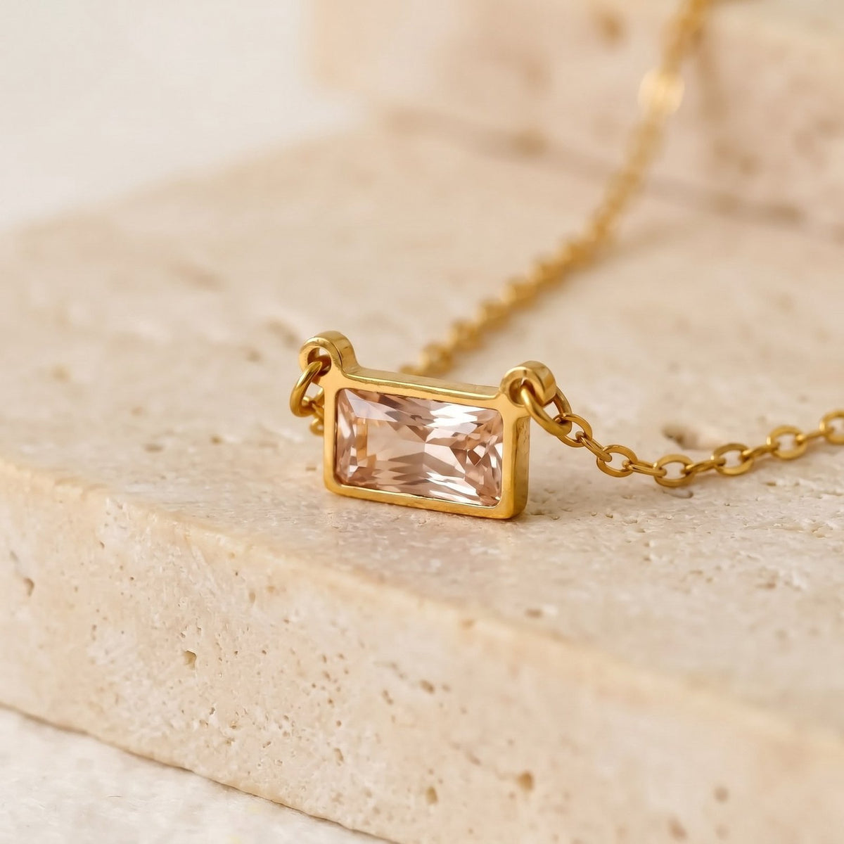 Lundholm Embla ketting november goudkleurig