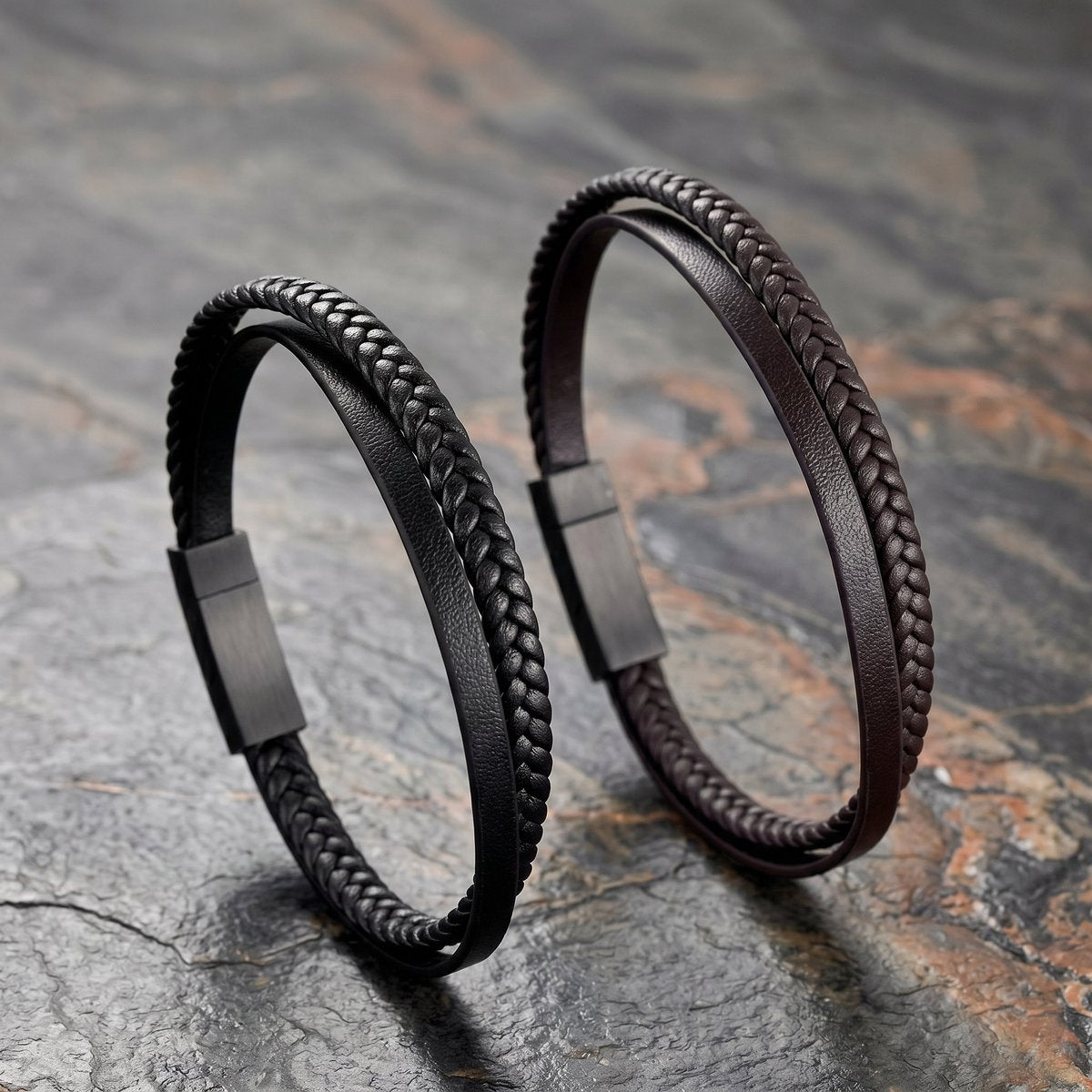 Lundholm Erik heren leren armband zwart stainless steel sluiting detail
