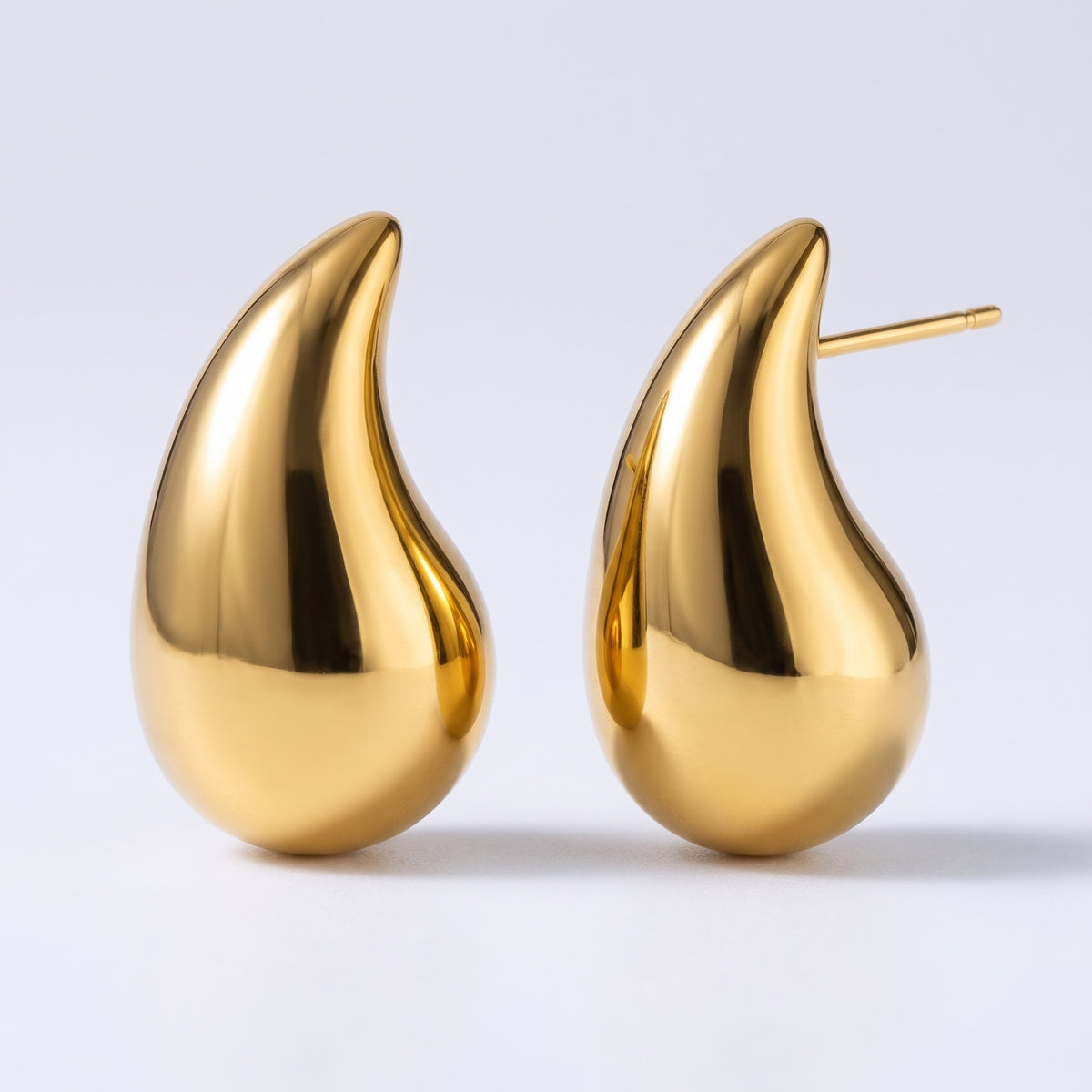 Lundholm Femke chunky druppel oorknopjes goudkleurig – Goud